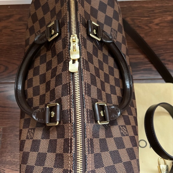 SOLD Authentic Louis Vuitton Speedy 30B - Picture 6 of 15